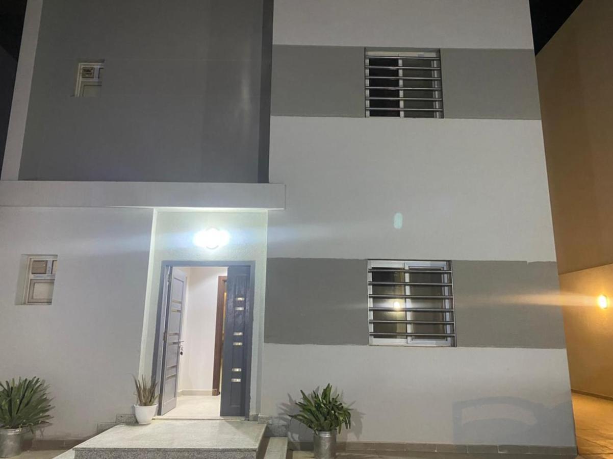 Independent Villa, 3 Floors, 5 Bedrooms, 6 Bathrooms Holiday home