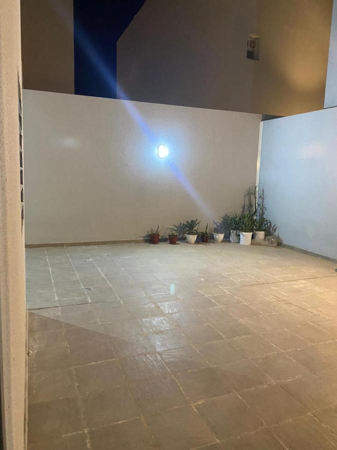 Holiday home Independent Villa, 3 Floors, 5 Bedrooms, 6 Bathrooms Riyadh