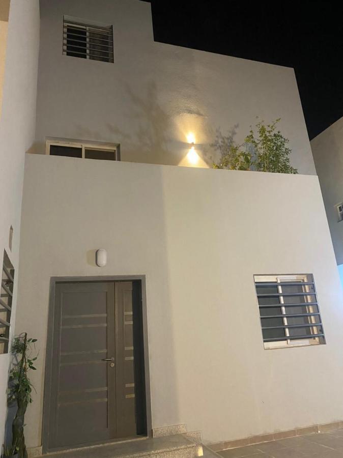 Holiday home Independent Villa, 3 Floors, 5 Bedrooms, 6 Bathrooms *