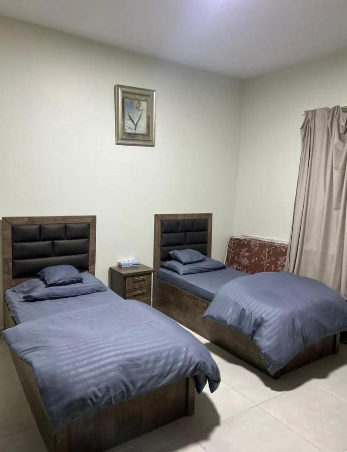 Independent Villa, 3 Floors, 5 Bedrooms, 6 Bathrooms Holiday home *