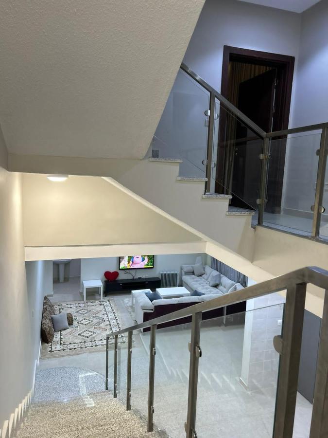 Independent Villa, 3 Floors, 5 Bedrooms, 6 Bathrooms Holiday home Riyadh