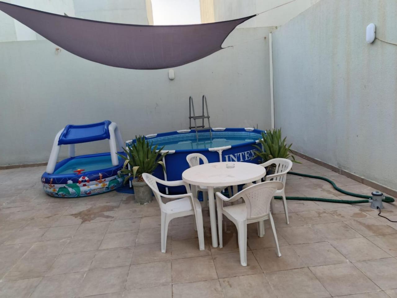 Rumah percutian Independent Villa, 3 Floors, 5 Bedrooms, 6 Bathrooms Riyadh